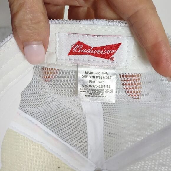 New Budweiser Trucker Cap - Picture 5 of 8